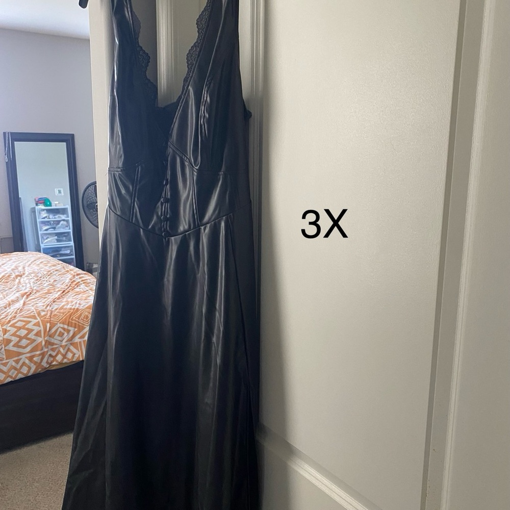 Fashion Nova Black Plunge Maxi Sundress
